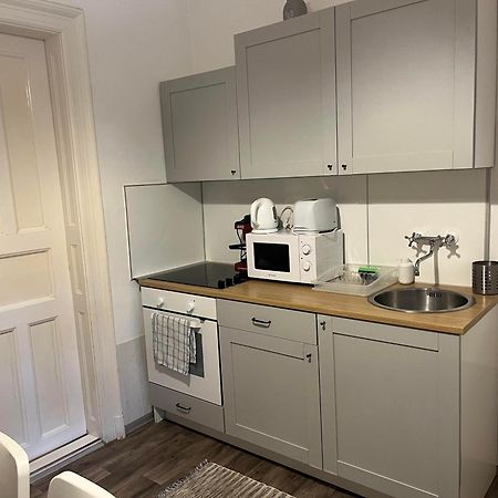 Idill Apartmanhaz B&B Tiszafüred المظهر الخارجي الصورة