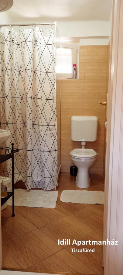 Idill Apartmanhaz B&B Tiszafüred المظهر الخارجي الصورة